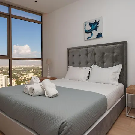 360 Sky Residence, Gym & Pool - 26th Floor ניקוסיה